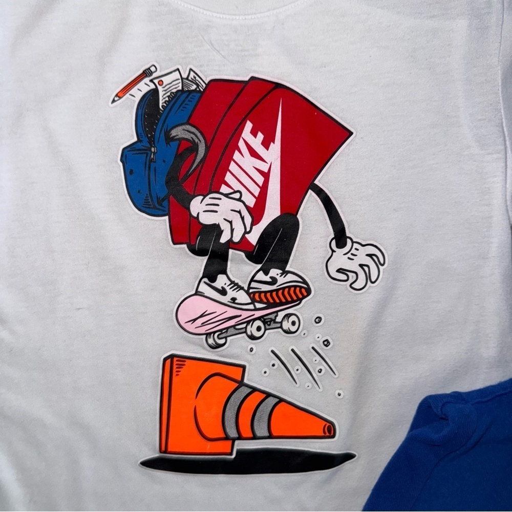 Kids' Nike Sportswear T-Shirt + Jogger Set size 6 - Picture 2 of 8